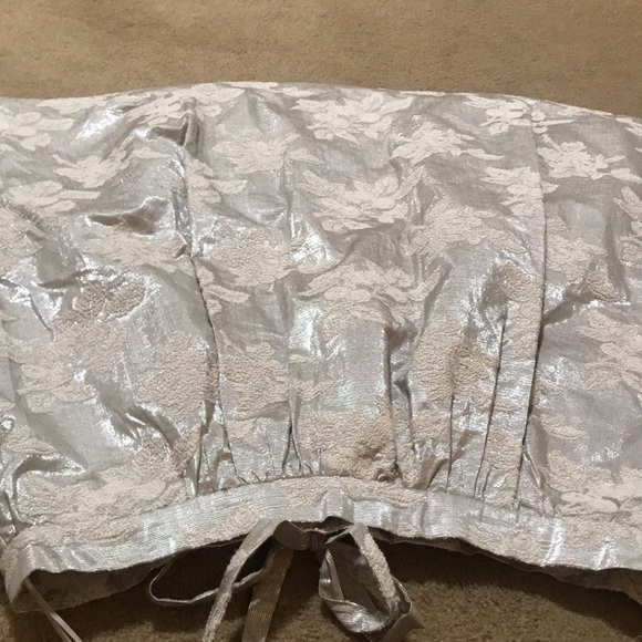 🌸NEW🌸 Moschino Cheap and Chic Rare Puffy Flower/Leaf Bow Tie Skirt - Picture 16 of 16